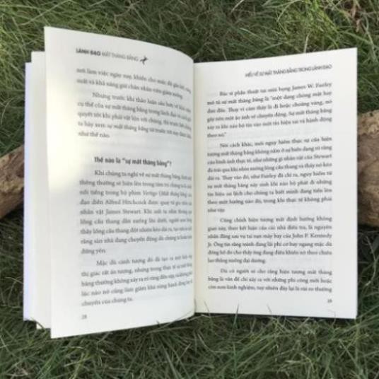 Sách: Lãnh Đạo Mất Thăng Bằng - Lãnh Đạo Giỏi Cũng Đi Lệch Hướng &amp; Và 4 Nguyên Tắc Đế Trở Lại Quỹ Đạo [ Minh Long ]