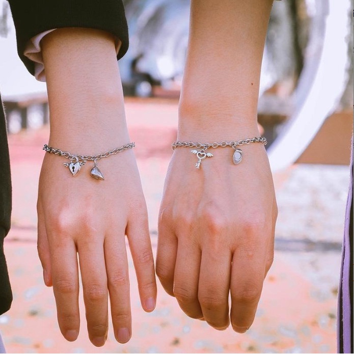 Vòng tay thép titan thiết kế mặt hình ổ khóa/chìa khóa lãng mạn cho cặp đôi BAG Y VTDKHOA28