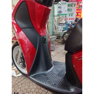 Giấy cacbon đen mờ dán xe máy oto