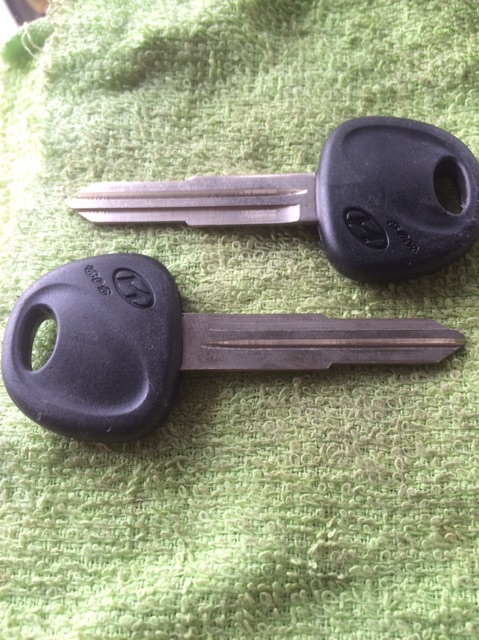 Combo cặp phôi chìa khoá xe HYUNDAI rảnh trái