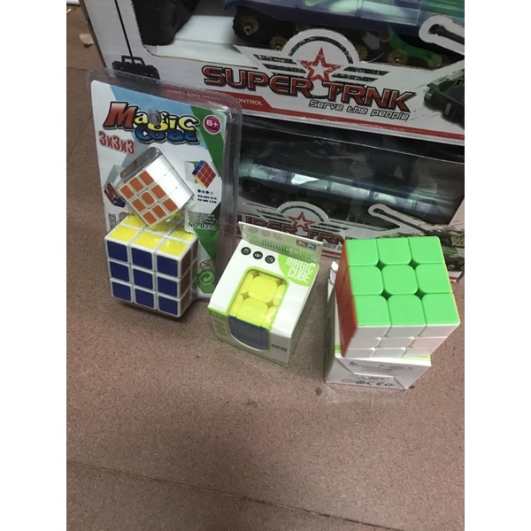 Rubik 3x3  đồ chơi thông Minh