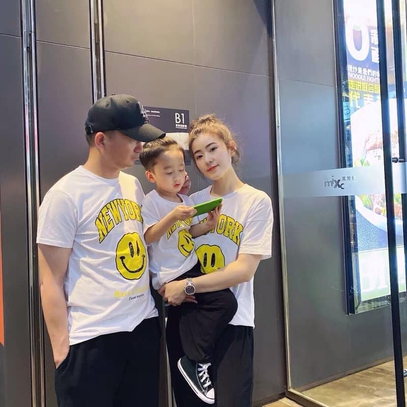 Áo gia đình mặt cười dễ thương. Familystore