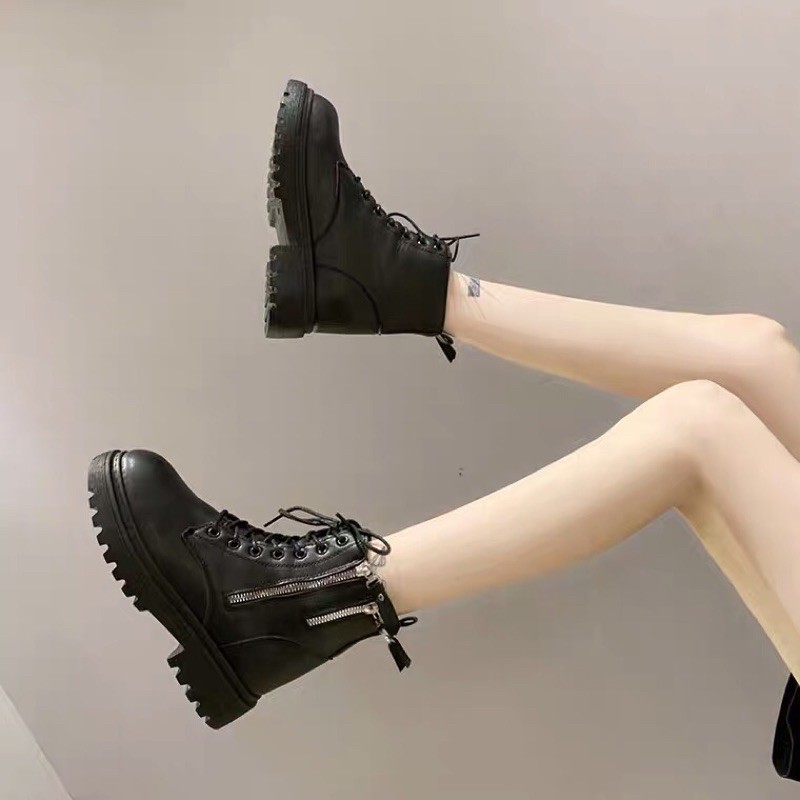 (Sẵn hàng) Boots Martin nữ, bốt buộc dây nữ có hai khoá sườn | BigBuy360 - bigbuy360.vn