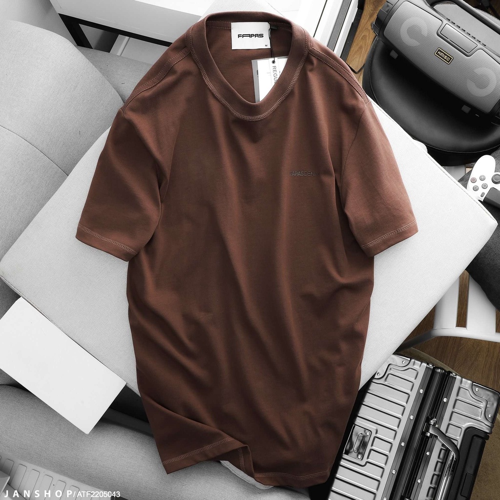 Áo Thun Chất Vải Cotton Dày Dặn Co Giãn, Thoáng Mát Và Thoải Mái Giúp Anh Em Có Những Set Đồ Năng Động