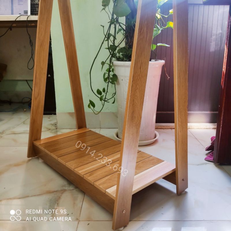 Gía treo quần áo, kệ A gỗ, giàn treo đồ cho shop thời trang màu bằng gỗ chắc chắn