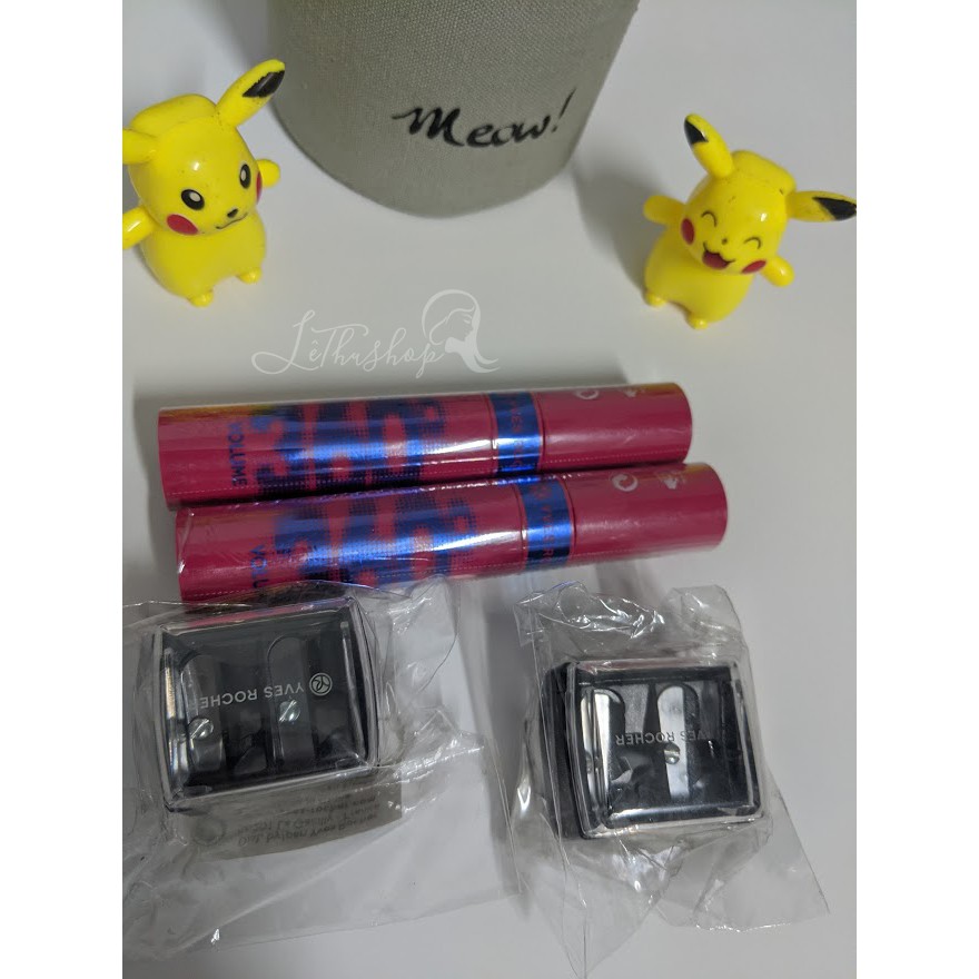 Mascara 360 độ làm dày và cong mi.