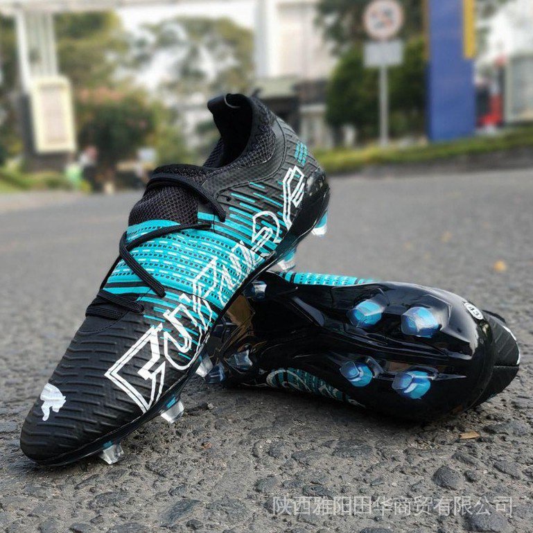 Giày Bốt Đá Bóng Puma Mini Màu Đen Cá Tính