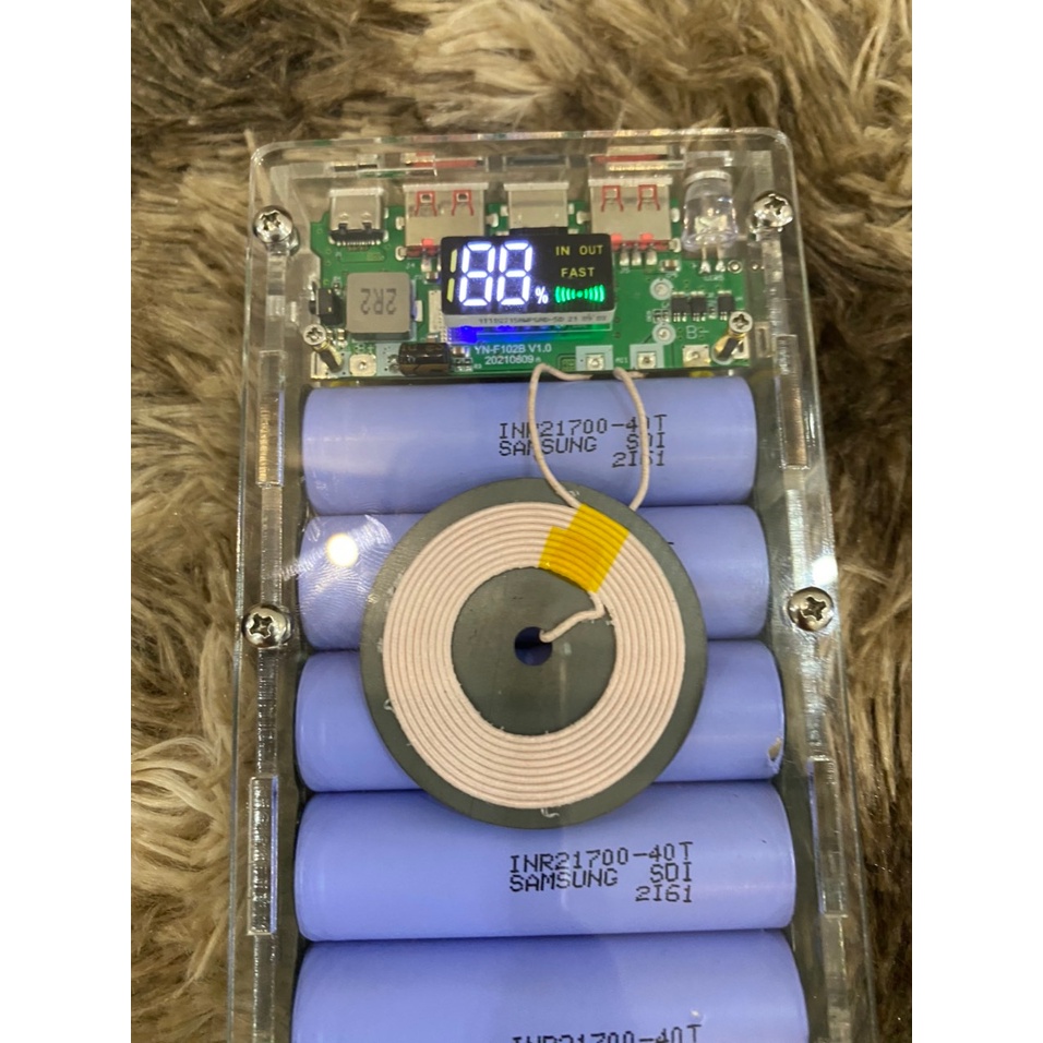 (ĐỌC KĨ LƯU Ý ) Box sạc dự phòng pin 21700, mica trong suốt mạch sạc không dây , 2 cổng sạc nhanh QC 3.0. BN.