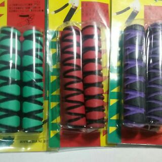 Bao tay thắng muốt 2 cái