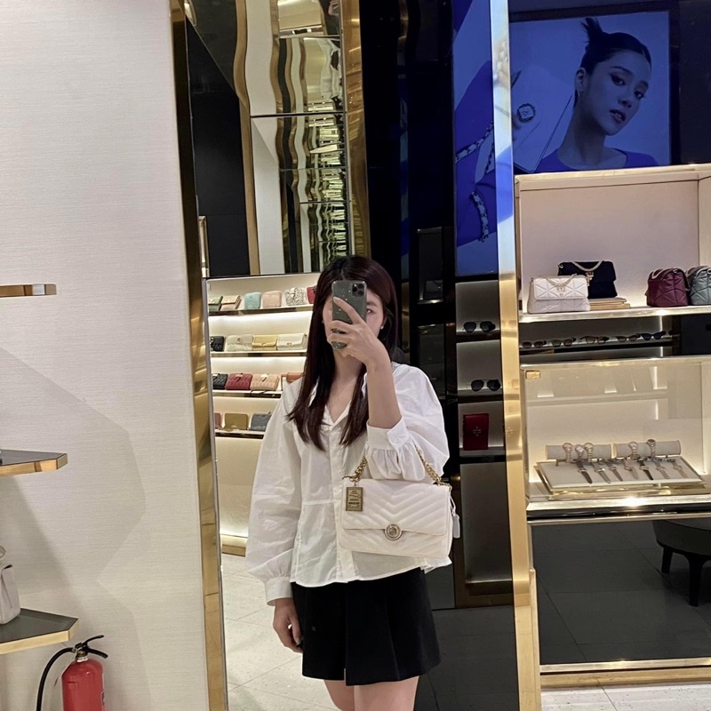 Túi lyn khoá tròn màu trắng