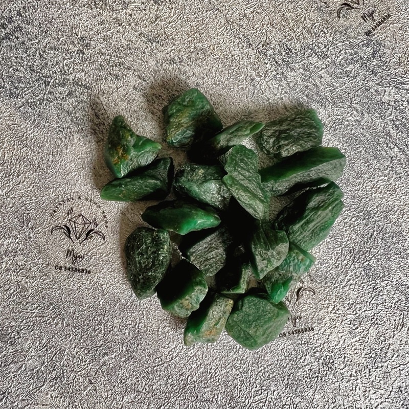 Đá thô Lepidolite Mica crystal màu xanh đậm, là màu rất hiếm, sưu tầm, handmade, reiki, thanh tẩy thiền định