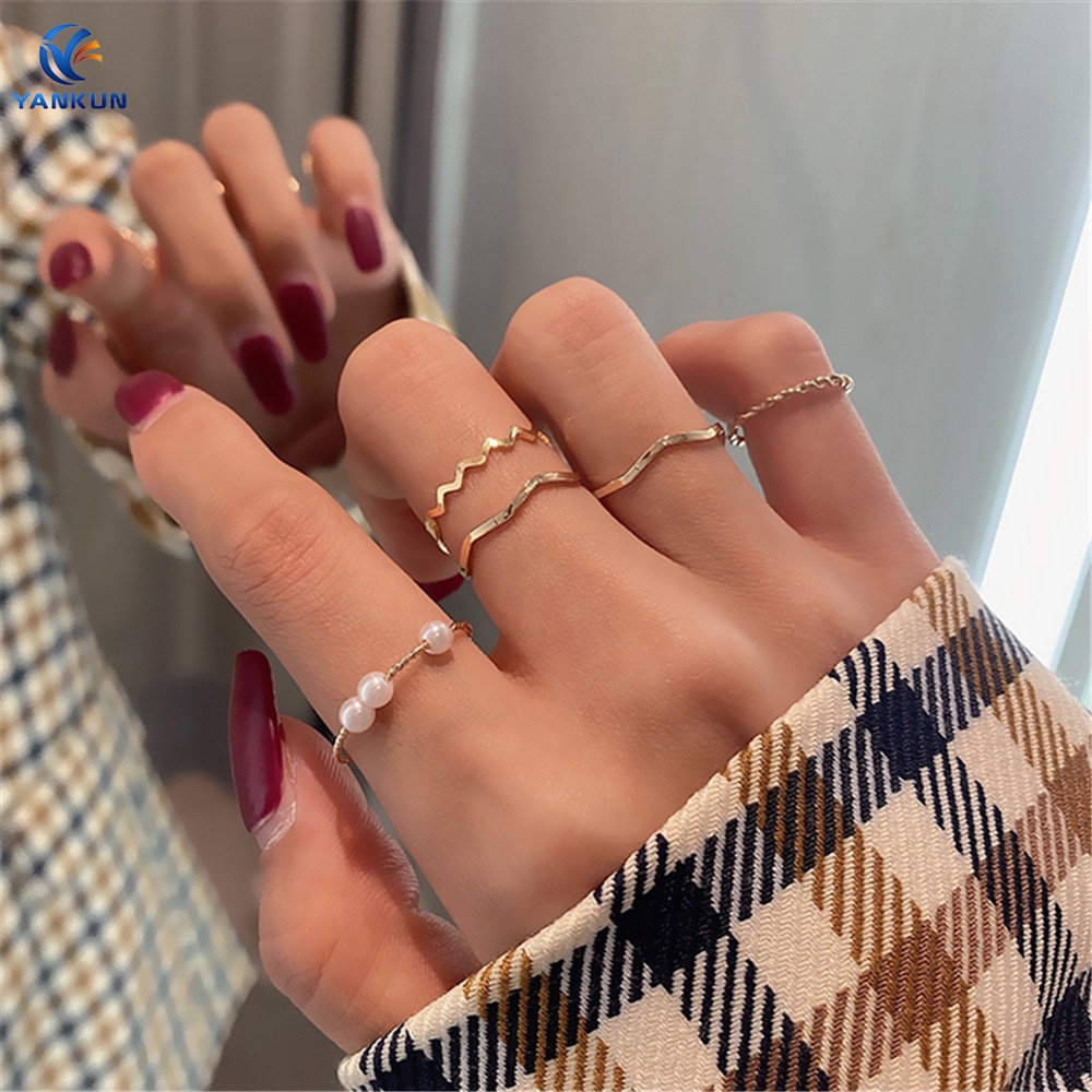 Set 5 nhẫn hợp kim đính hạt châu giả trẻ trung xinh xắn cho nữ