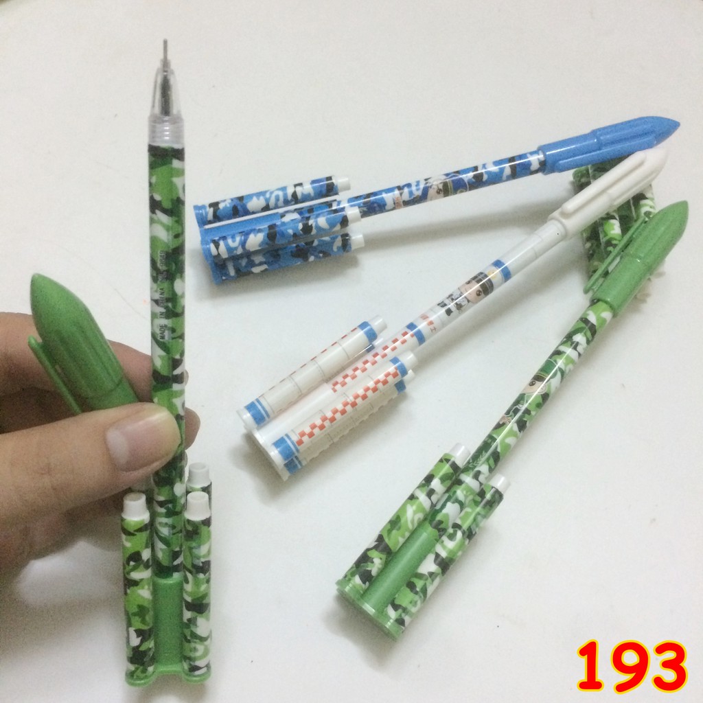Bút nước hình phi thuyền