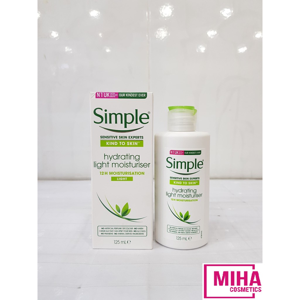 Kem Lotion Dưỡng Da Simple Kind To Skin Hydrating Light Moisturiser 125ml