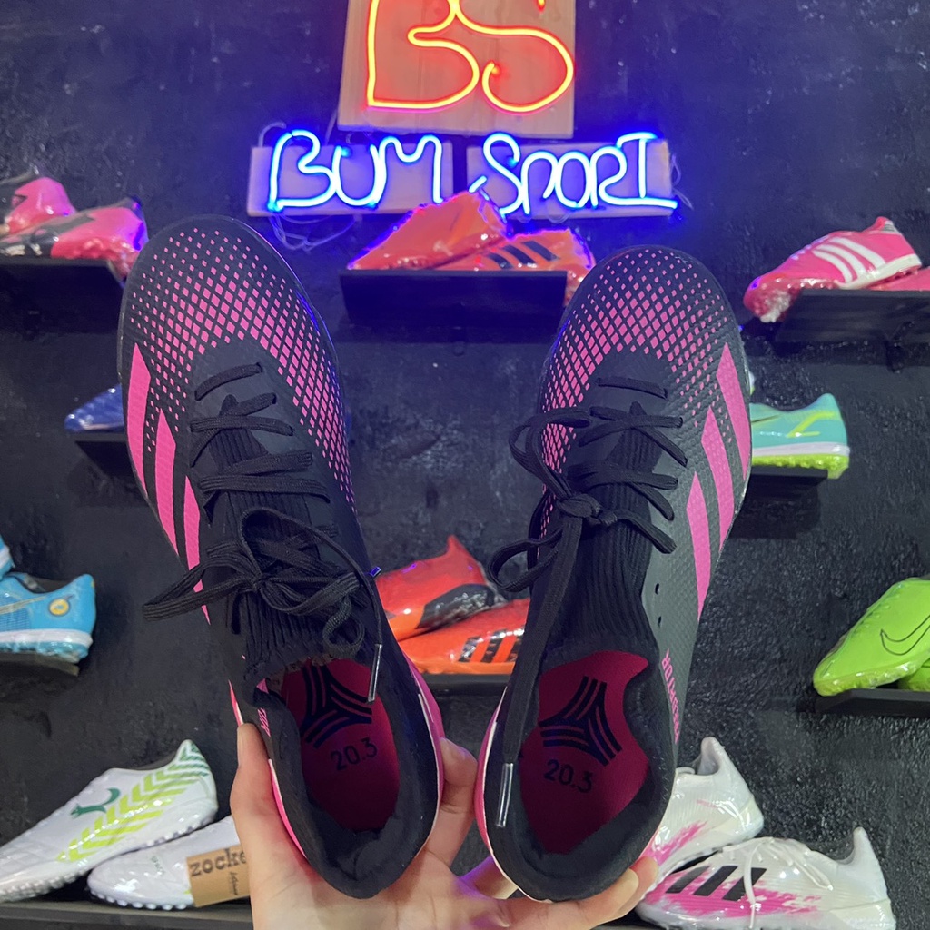 Giày đá banh cỏ nhân tạo Predator 20.3 TF Đen Hồng đế Chắc Chắn – BUMSPORT