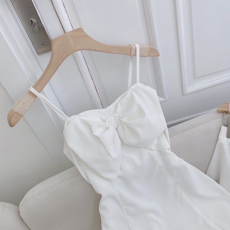Set áo nữ kiểu nơ ngực kềm quần short màu trắng thời trang nữ xinh nữ tính | BigBuy360 - bigbuy360.vn