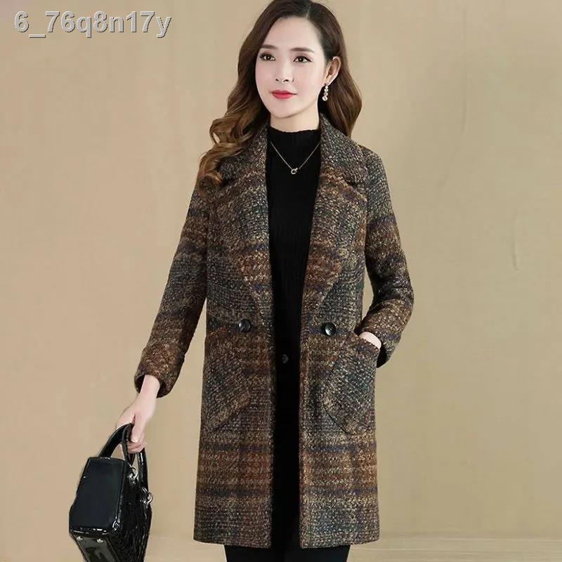 Người trung niên và lớn tuổi áo khoác len cỡ của phụ nữ váy mẹ chiều dài bình kẻ sọc mùa xuân mới Hàn Quốc