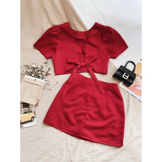 set áo croptop cột sau chân váy đỏ