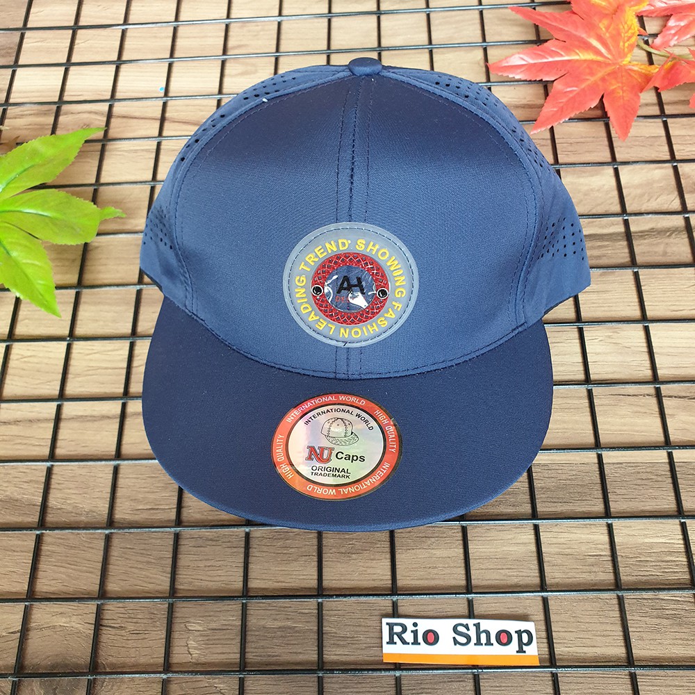 Nón trẻ em thời trang cho bé từ 18-35 kg RN007 (nhiều màu)