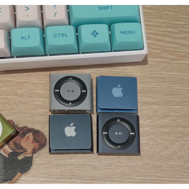 iPod shuffle gen 2, gen 4