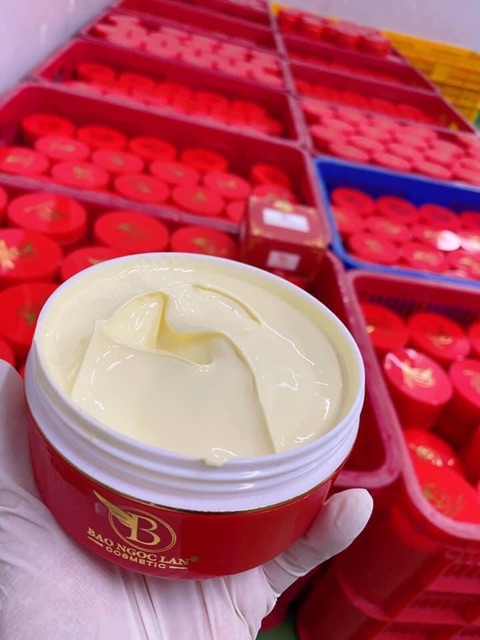 Kem trắng da body Bảo Ngọc Lan Vip Đỏ