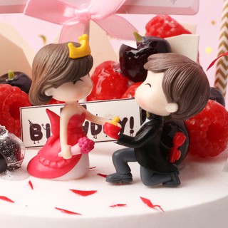 Phụ kiện trang trí bánh sinh nhật_Trang trí đôi trai gái cầu hôn
