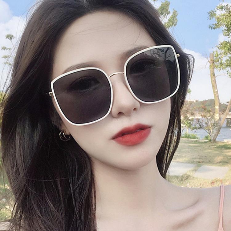 Kính Mát Gọng Mắt Mèo Thời Trang Cho Nữ