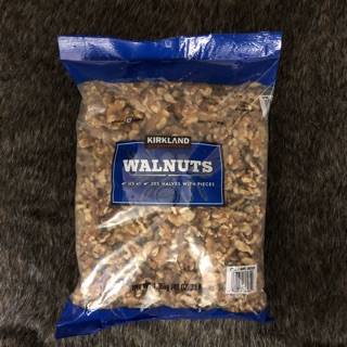 HẠT ÓC CHÓ KIRKLAND WALNUTS 1.36 KG