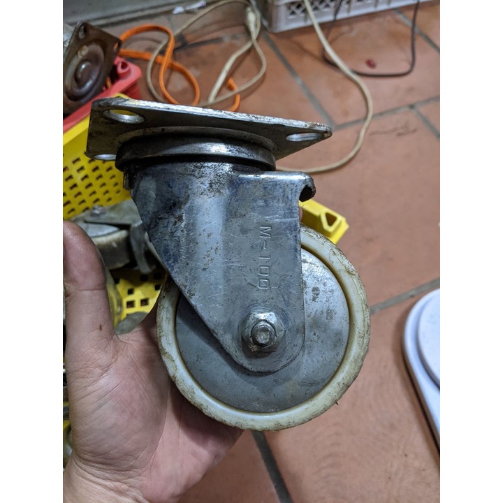 Bánh xe đẩy chịu tải bãi cũ xịn còn tốt loại 100mm