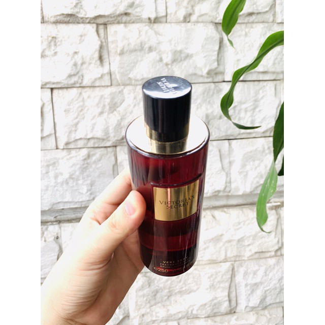 Body Mist Victoria's Secret Very Sexy mẫu mới chai tròn + đủ mùi