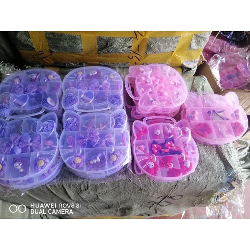 SET CỘT TÓC HELLO KITTY KÈM HỘP ĐỰNG