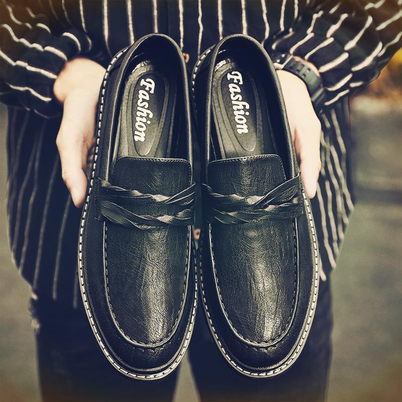 Casual leather shoes men's autumn men's shoes all-match nightclub hair stylist lazy artificial dress Martin tide shoes business trend Korean version