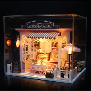 Mô Hình Nhà Gỗ DIY - Cửa Hàng Chocolate C007