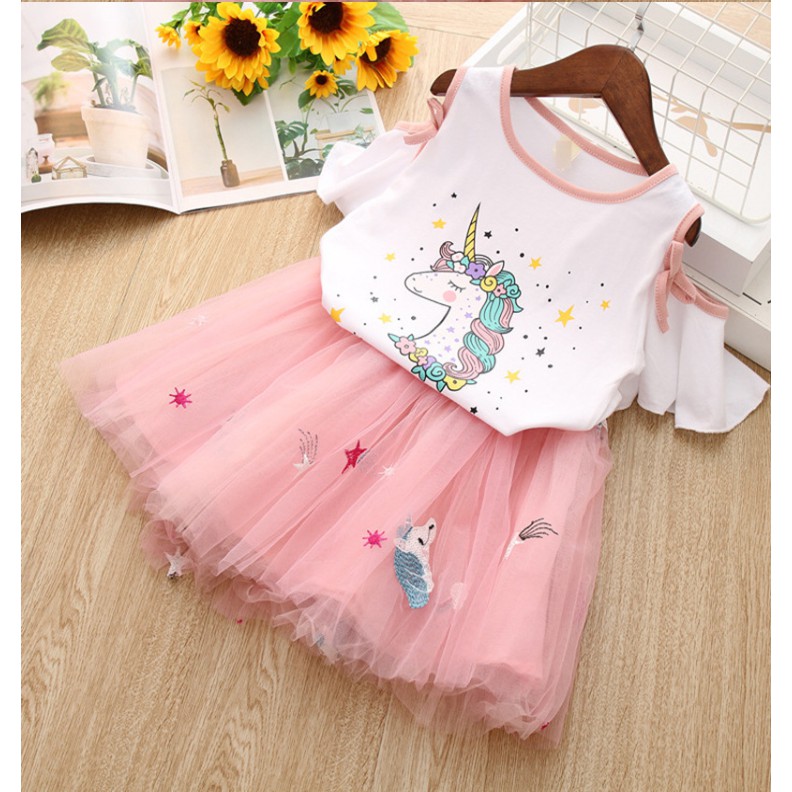 Set Áo Thun Hở Vai In Hình Unicorn + Chân Váy Xòe Cho Bé