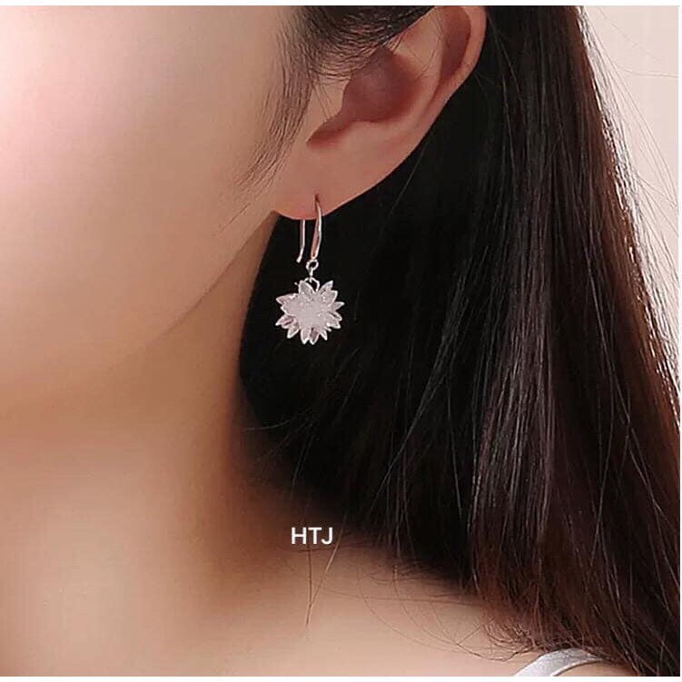 BÔNG TAI MÓC CÂU GẮN HOA CHÙM LINH MIU SILVER