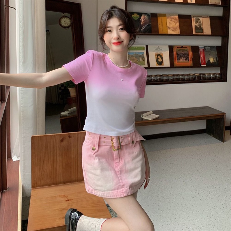 Áo thun IELGY ngắn tay màu gradient họa tiết trái tim thời trang cho nữ