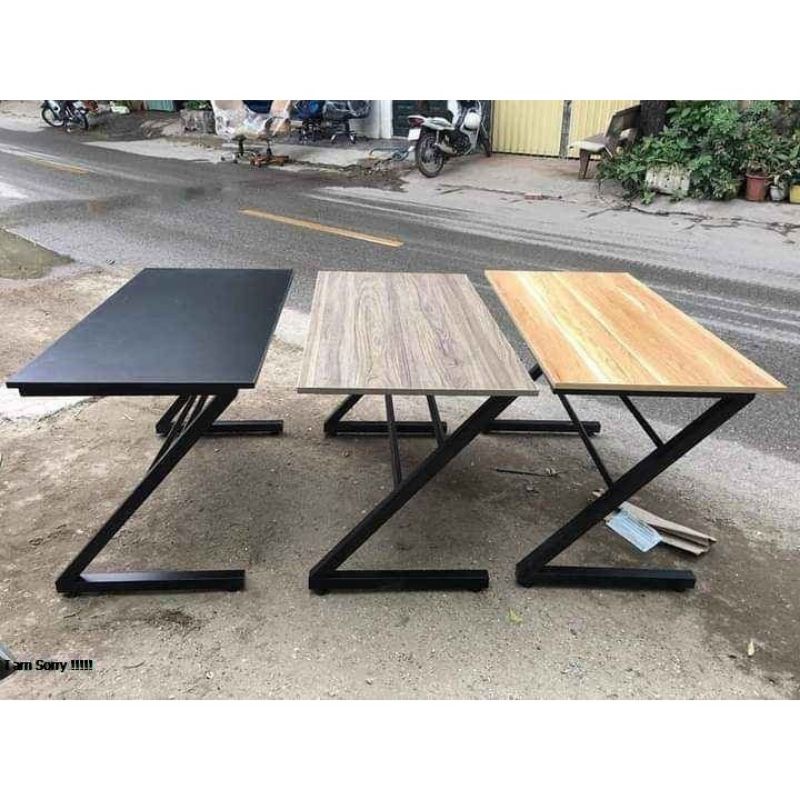 Bàn làm việc , bàn học sinh K U Z mặt bàn gỗ MPF khung sắt phun sơn tĩnh điện