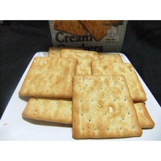 Bánh HUP SENG CREAM CRACKERS hộp lớn