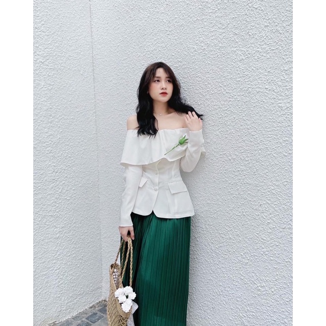 Áo trễ vai trắng dài tay Mandy top