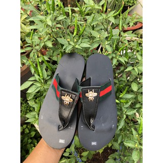 Dép   ngón nam nữ ( đế đen quai đen & đế trắng quai trắng ) size từ 34 đến 44