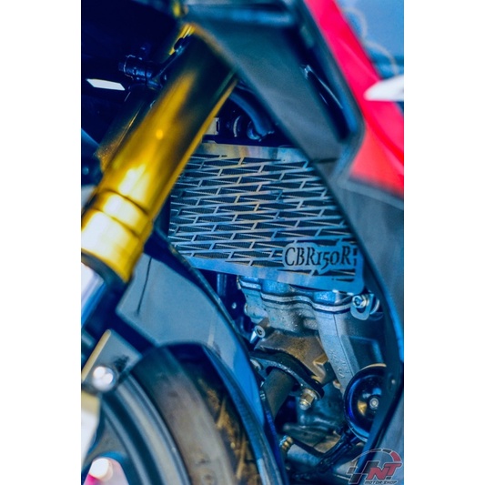 Che két nước CBR150R 2021, 2022