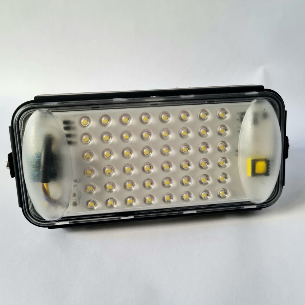 Thanh lý - Đèn Pha Led nhỏ gọn 50w 4800lm 220V sáng trắng - Chất Lượng Cao Chống Nước IP67 Dùng Trong Nhà / Ngoài Trời