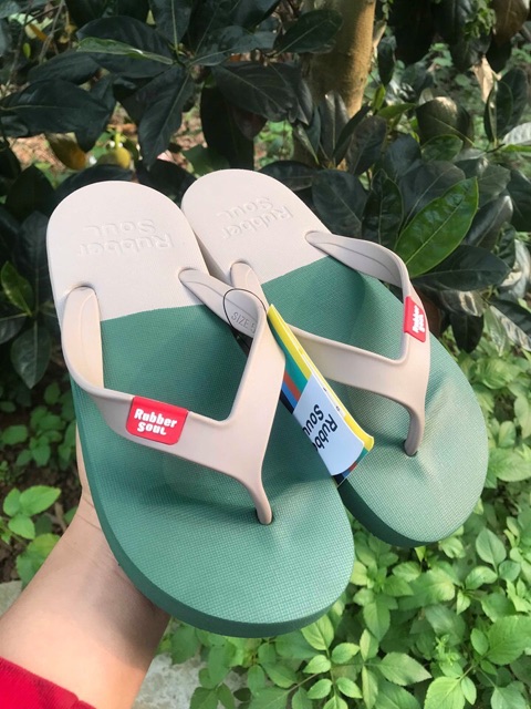 Tông Thái Rubber Soul