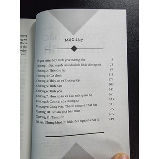 Sách Khoảnh Khắc Thức Tỉnh (Hành Trình Đi Tìm Tình Yêu Và Ý Nghĩa Cuộc Sống)