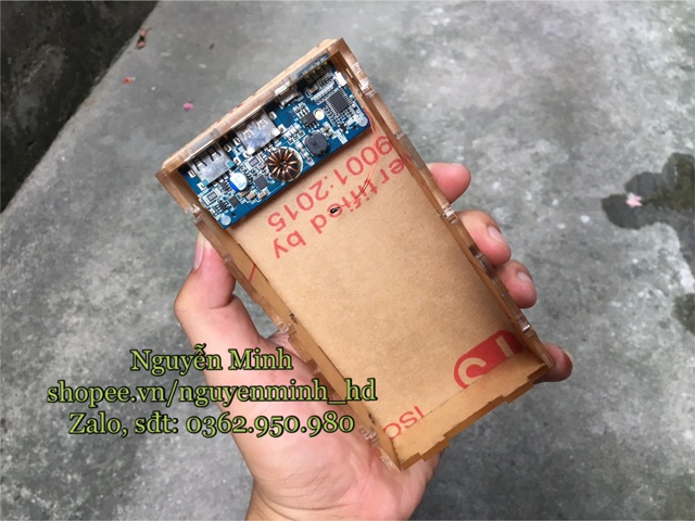 Box sạc dự phòng mica hỗ trợ sạc nhanh sử dụng mạch ROMOSS RT10 PRO (box không pin)