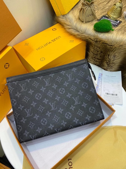 Túi cầm tay có hoá đơn và hộp | BigBuy360 - bigbuy360.vn