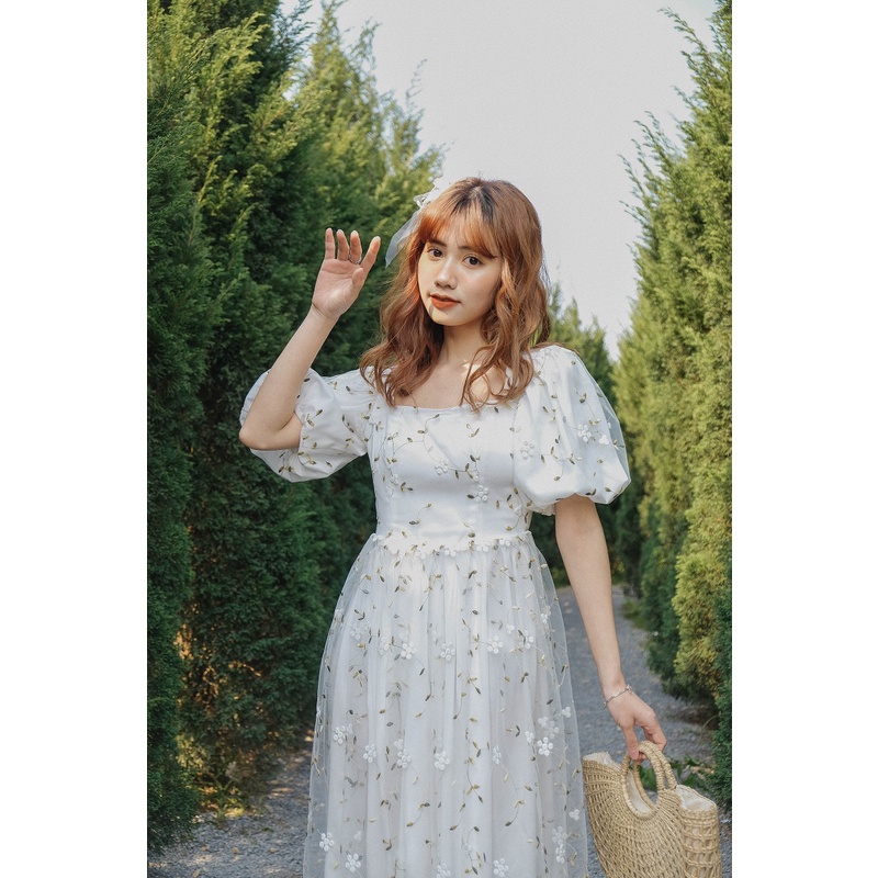 Đầm Spring Date, đầm công chúa màu trắng Flower & Dot