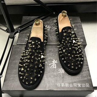 Giày lười đính đinh tán cá tính thời trang dành cho nam