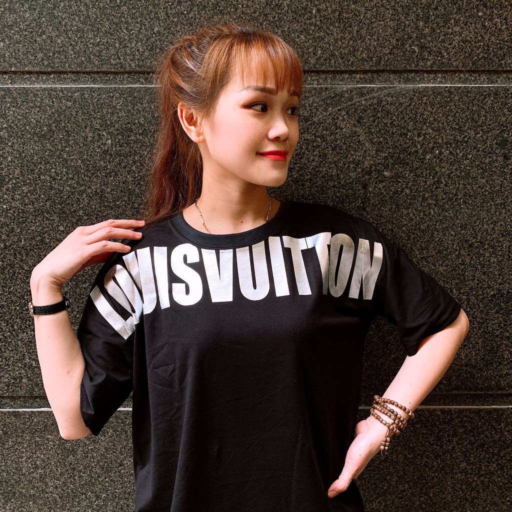 [COMBO MUA 1 ÁO TẶNG 1 MŨ TRƠN LƯỚI THỜI TRANG ] Áo phông L.Vuiton Unisex chất liệu cotton , áo thun Unisex thời trang | BigBuy360 - bigbuy360.vn