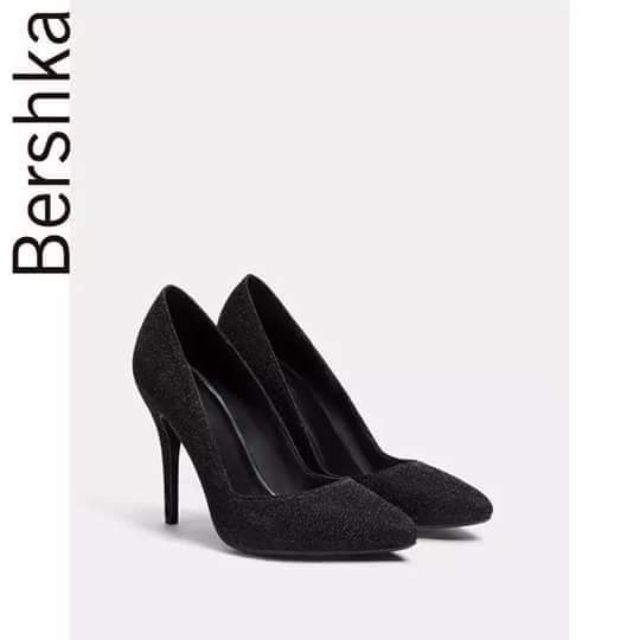 Giày #BERSHKA